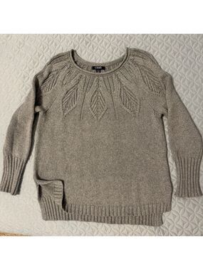 Women's Chaps Classic Knit Sweater Small Pearl Gray Silver Sparkle Cable Leaf